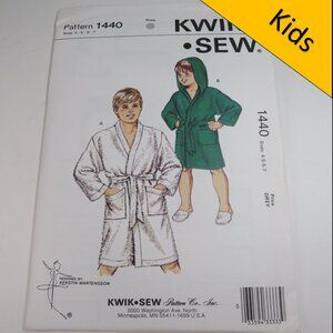 Kwik Sew 1440 size 4-7 child robe with or without Hood
